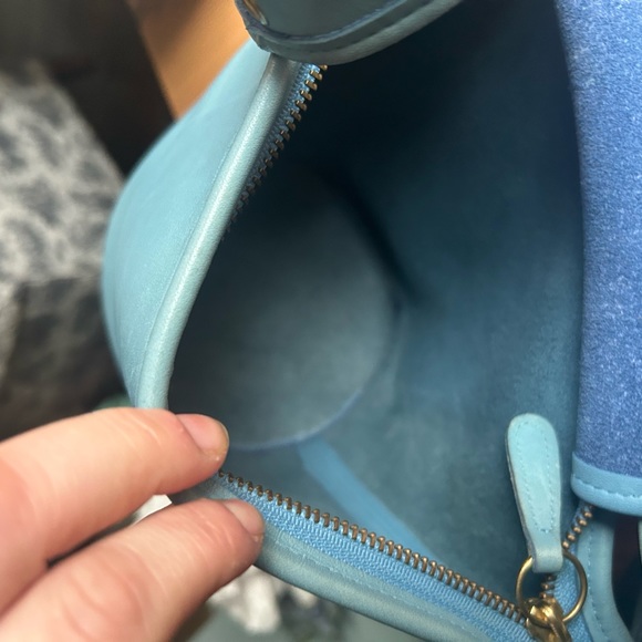 Vintage Coach Glacier Blue Maggie Duffle 9019 - Picture 4 of 6